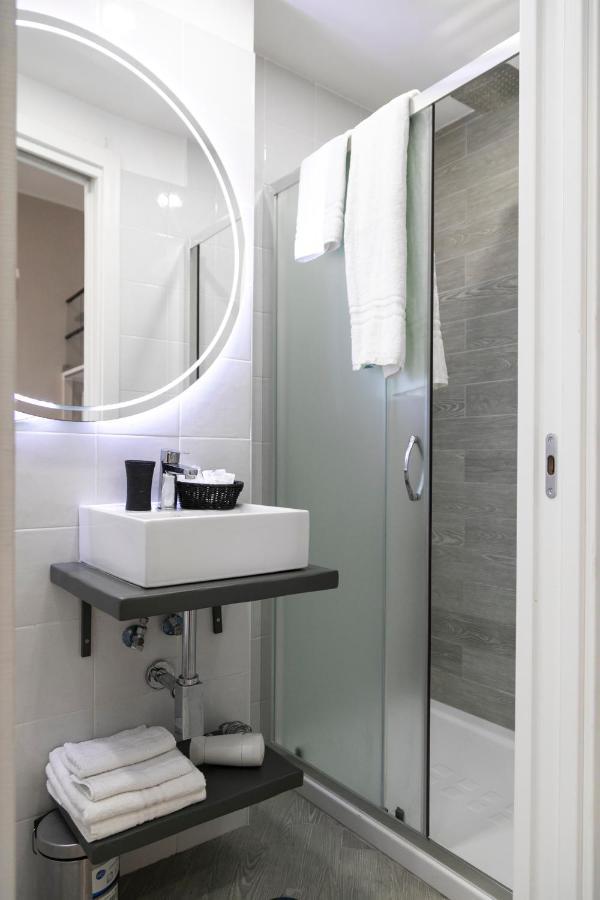 נאפולי Fian Apartment מראה חיצוני תמונה