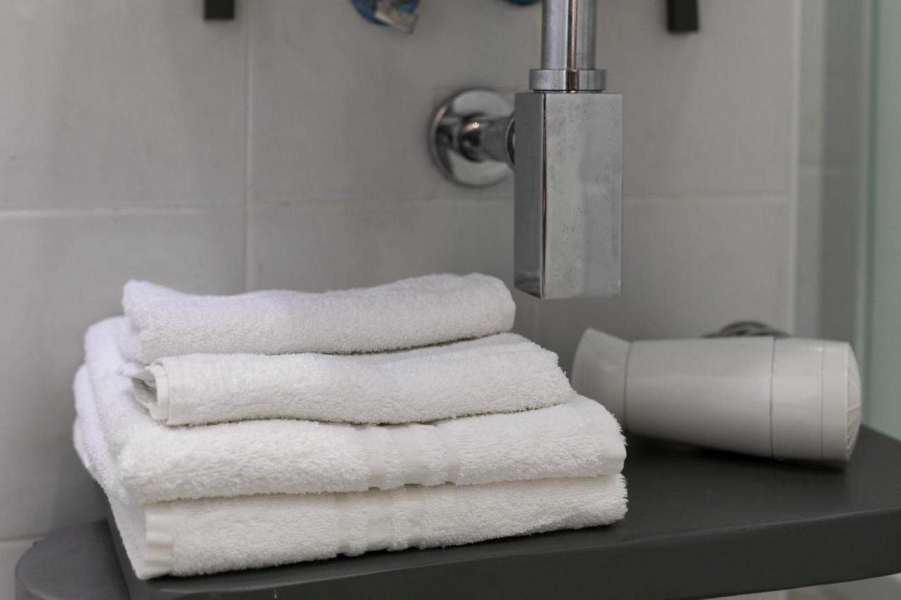 נאפולי Fian Apartment מראה חיצוני תמונה